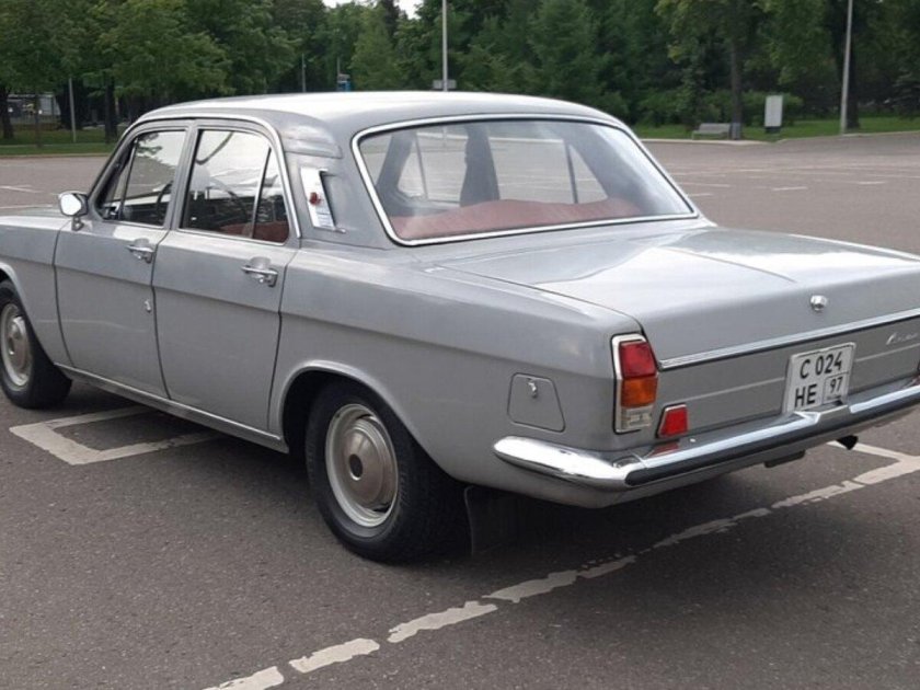 ГАЗ 24 серая