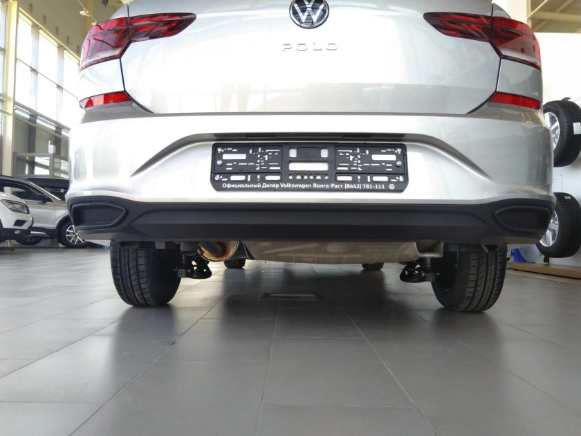 VW Polo 2021 сзади