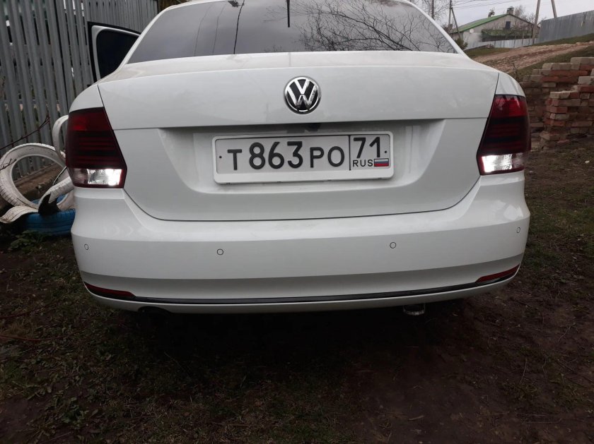 Polo седан сзади