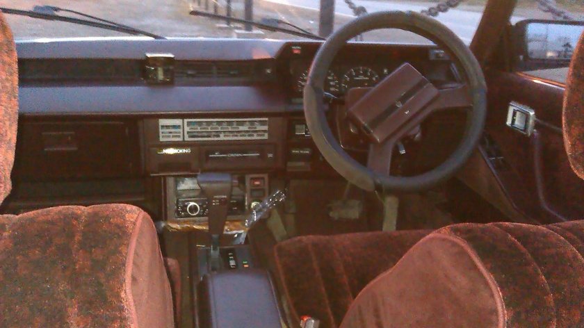 Toyota Crown 1987 салон