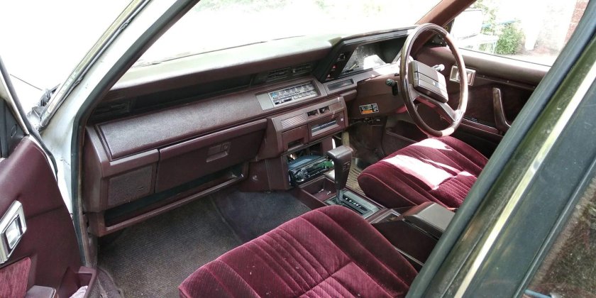 Toyota crown 1990 салон
