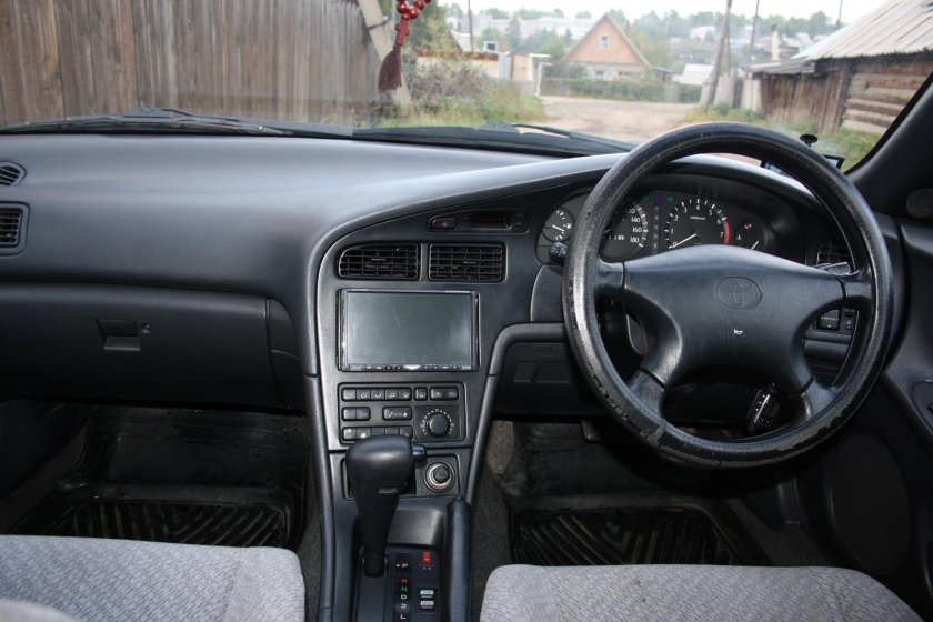 Toyota Corona Exiv 1995 салон