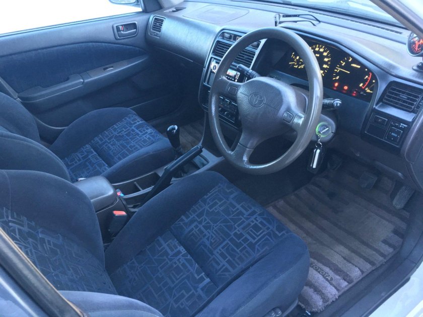 Тойота корона 2000 салон