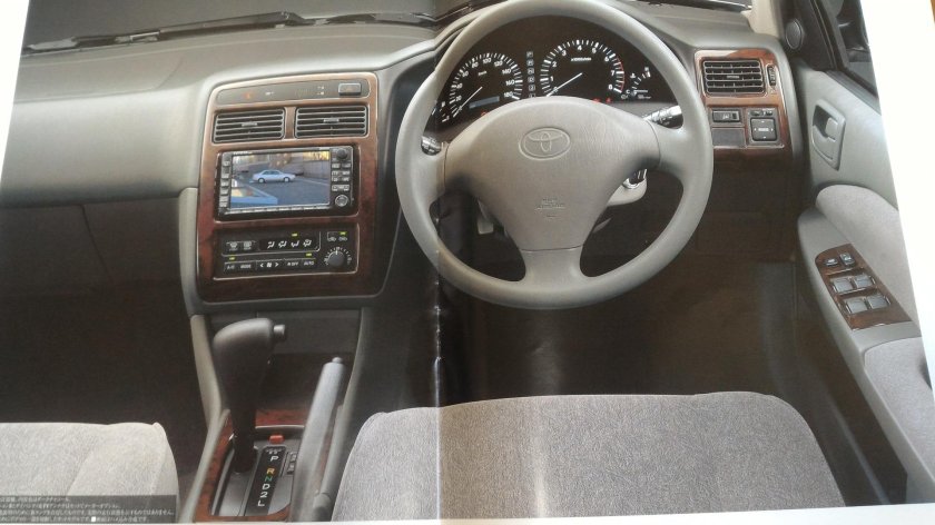 Тойота корона Премио 2000 салон