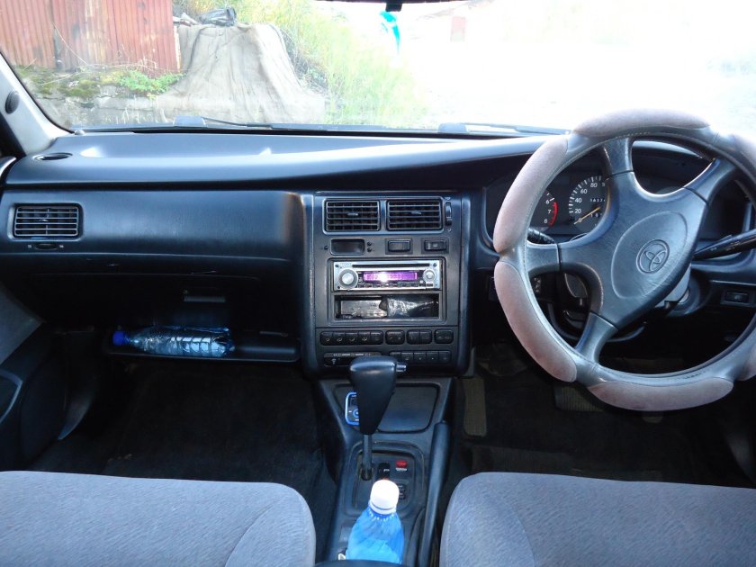 Toyota Corona 1989 салон