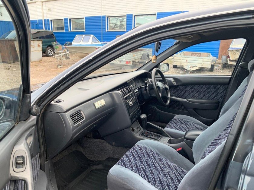 Тойота корона т190