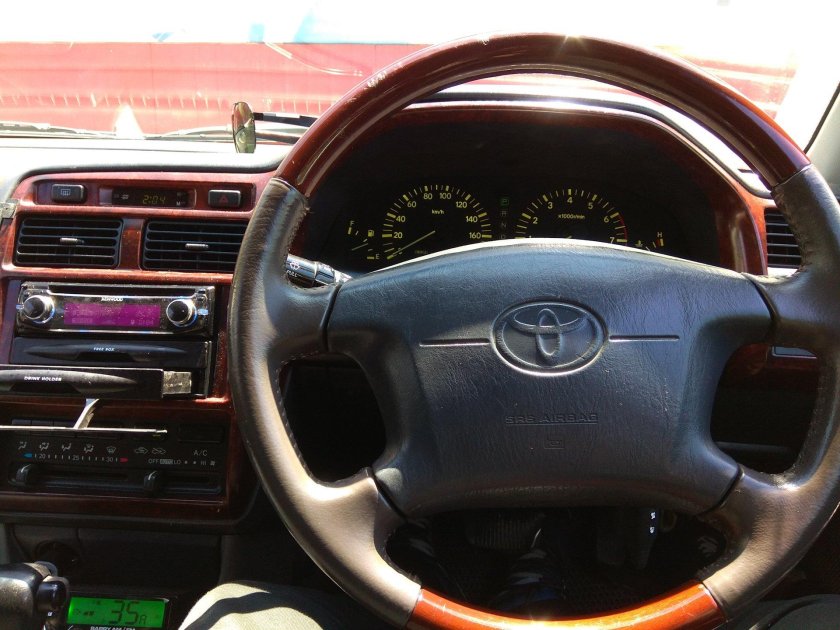 Toyota Corona Premio 1997 салон