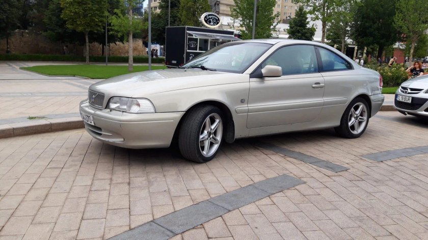 Volvo c70 coupe 2000