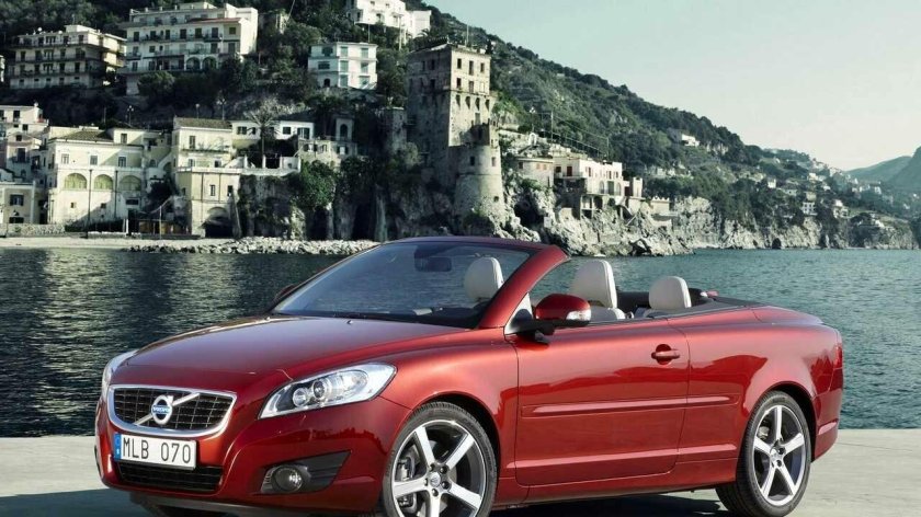 Volvo c70 2010