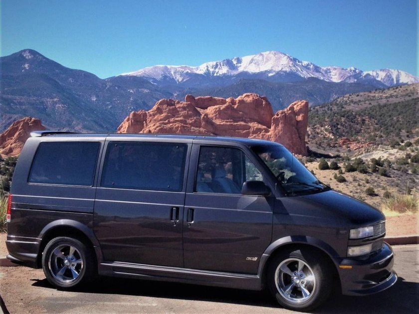 Chevrolet Astro van