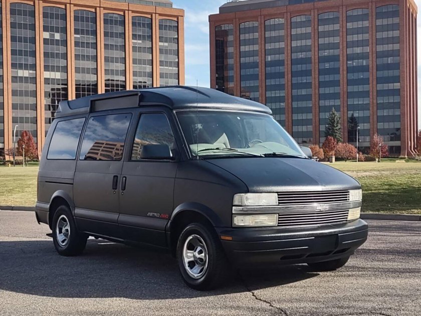 Chevrolet Astro van