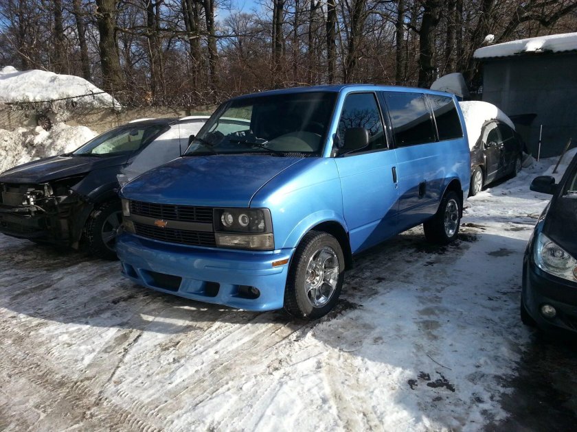 Chevrolet Astro 2