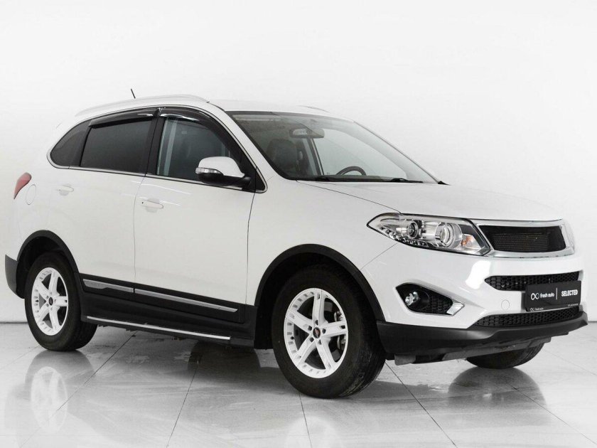 Mazda CX-7 2010 белый