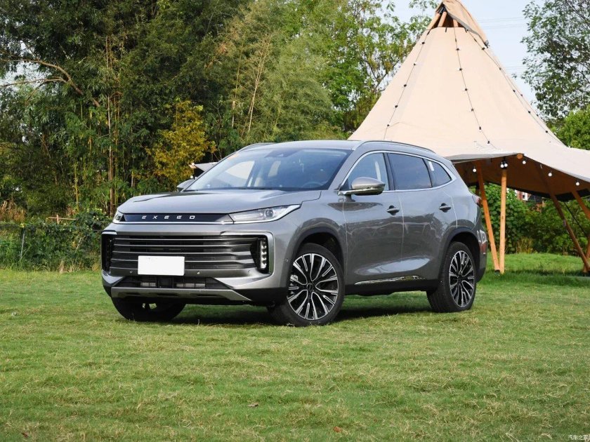 Chery exceed TXL 2022