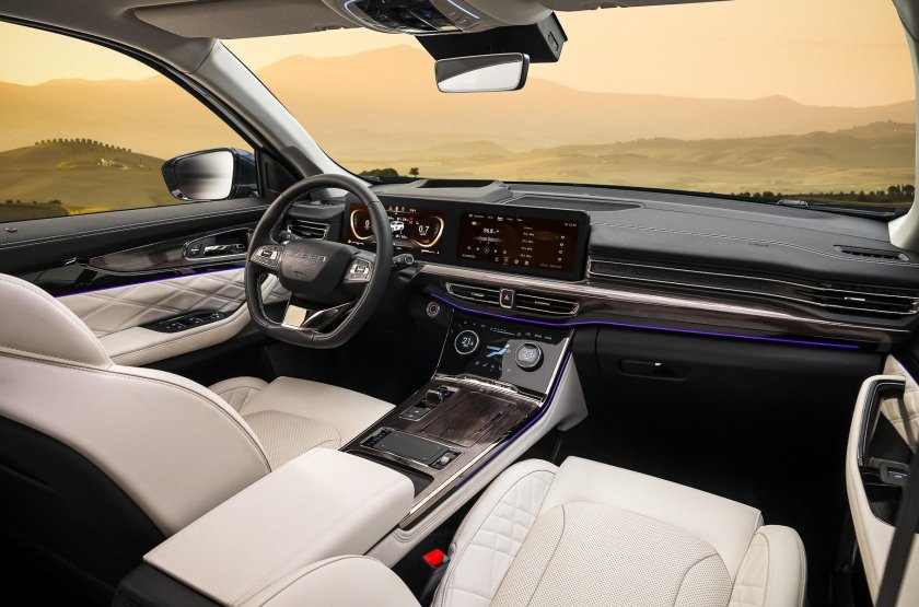 Exeed VX 2022 интерьер