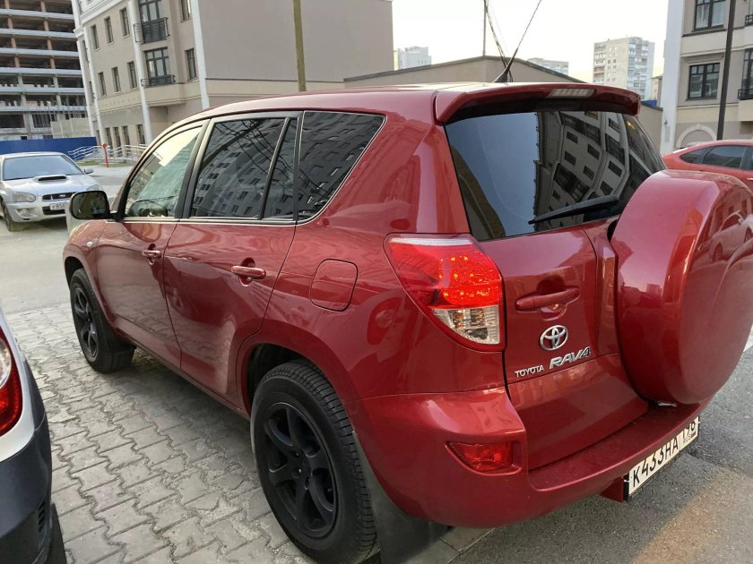 Тойота рав 4 красная
