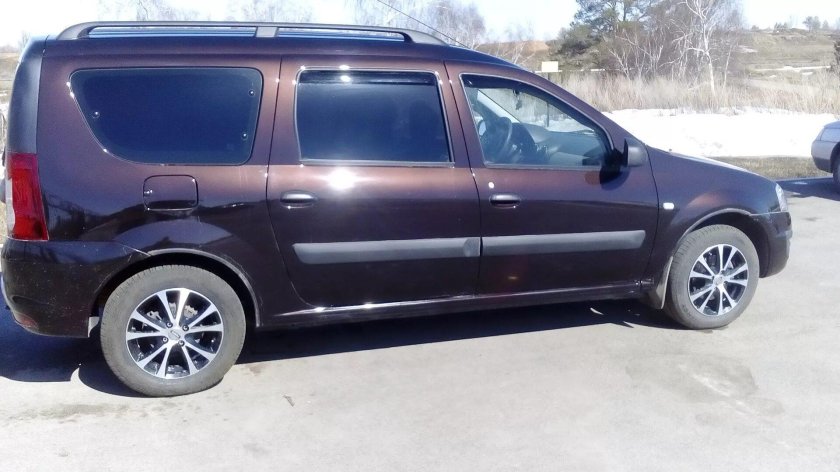 Литые диски на Лада Ларгус кросс