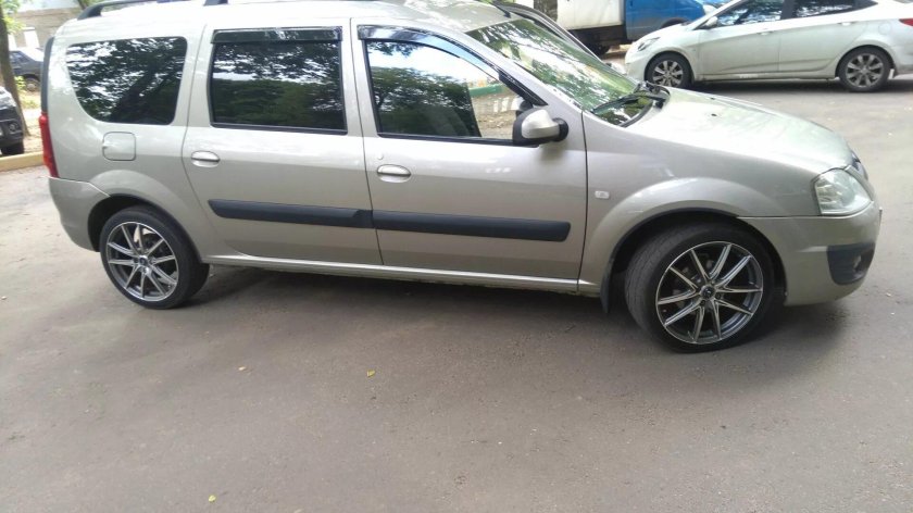 Диск литой Ларгус r15