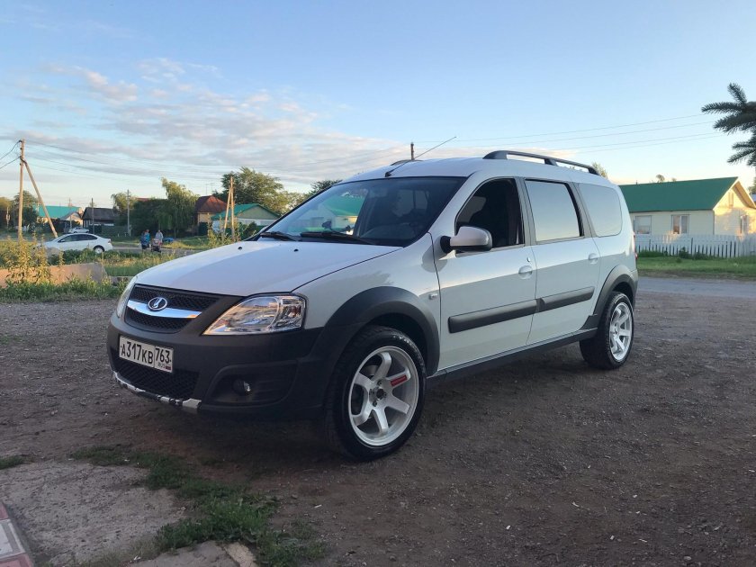 Лада Ларгус кросс диски r17
