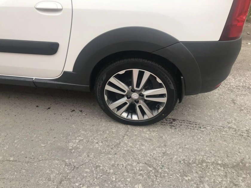 Диски на Лада Ларгус кросс r16