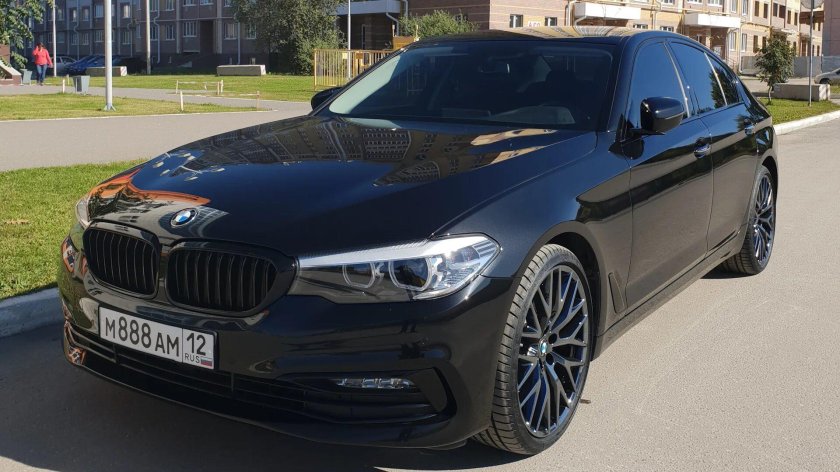 БМВ черная глянцевая