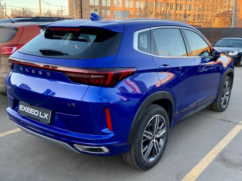 Exeed LX синий