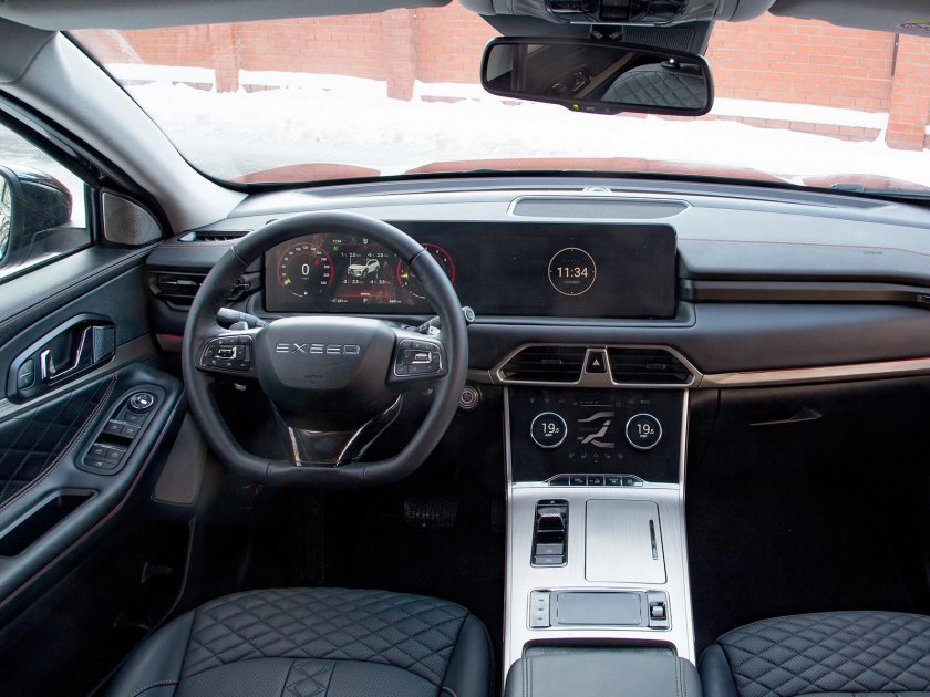 Exeed LX 2022 салон