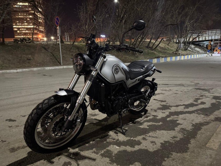 Benelli leoncino 500 trail