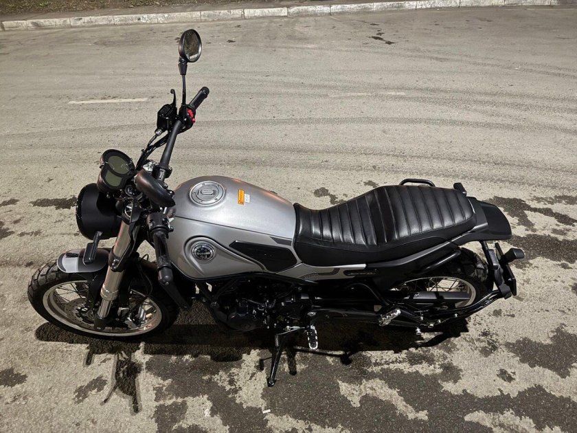 Мотоцикл дорожный