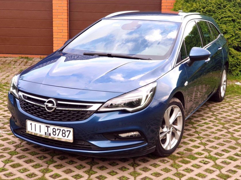 Opel Astra k