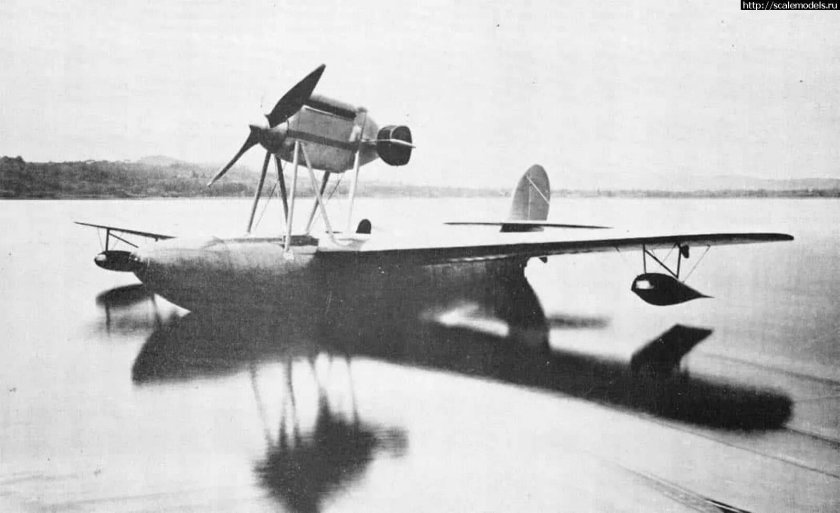 Macchi m.33