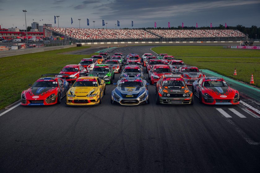 Гонки на спортивных автомобилях