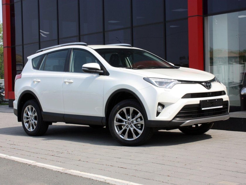 Тойота рав 4 белая