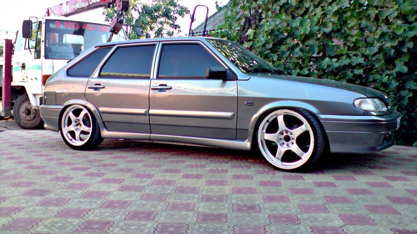 ВАЗ 2114 r17
