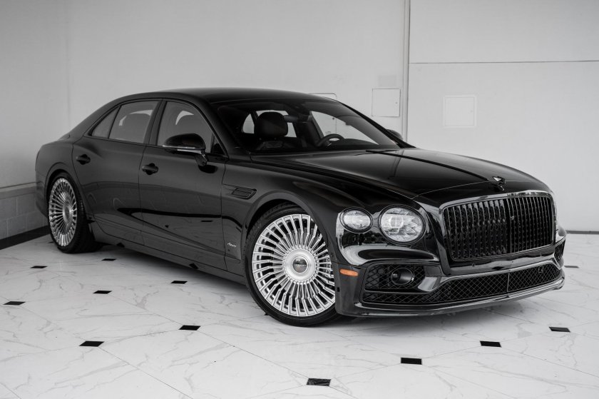 Bentley Flying Spur 2023