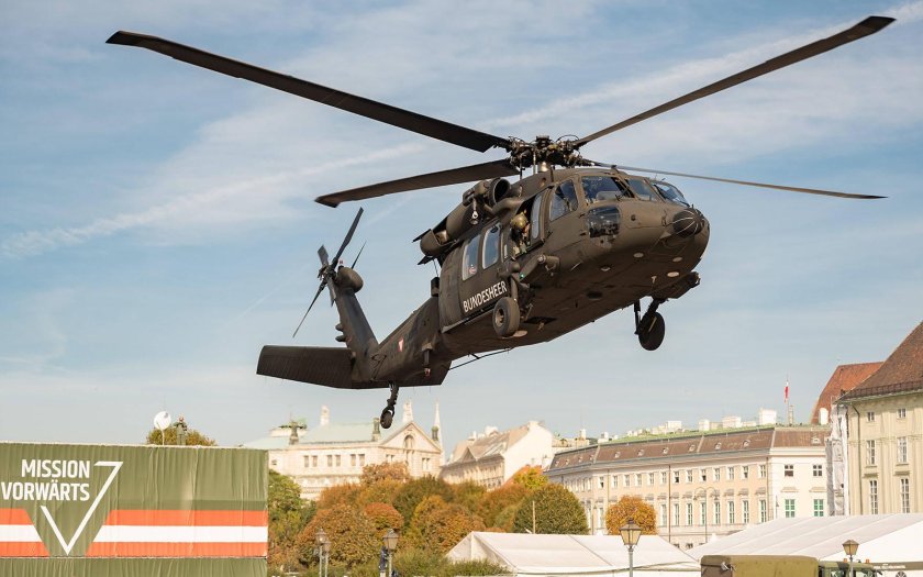 Вертолёт uh 60 black hawk