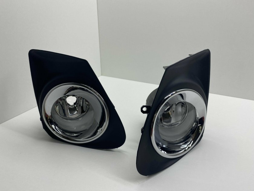 Противотуманные фары Тойота Королла е150