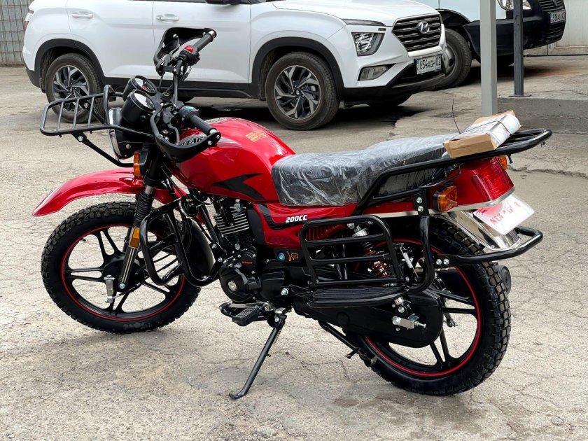 Мотоциклы 150-200 кубов