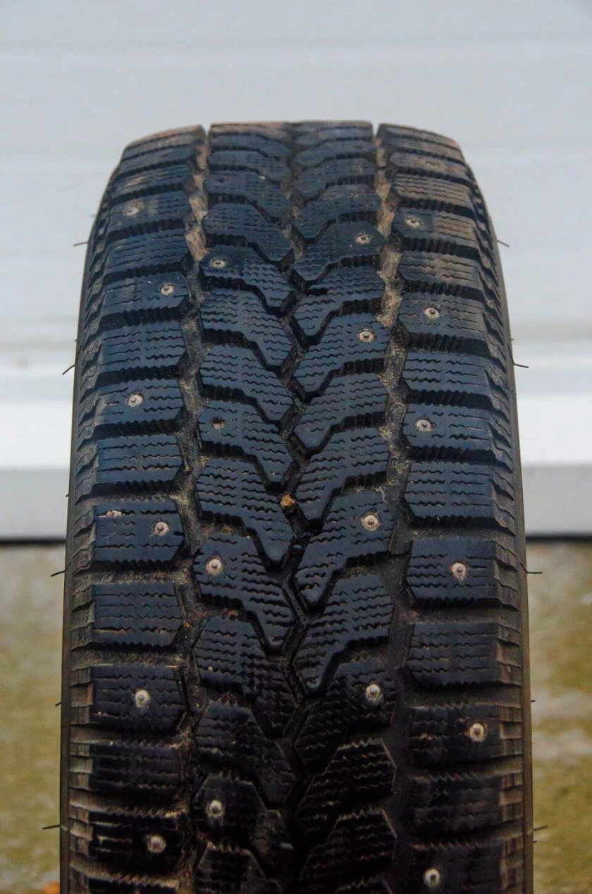 Йокогама 65 зима шипы