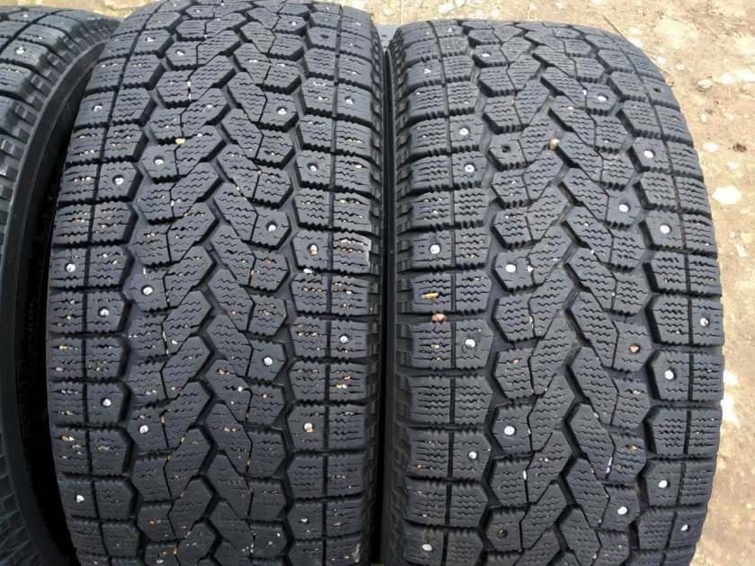 Yokohama Ice Guard r15