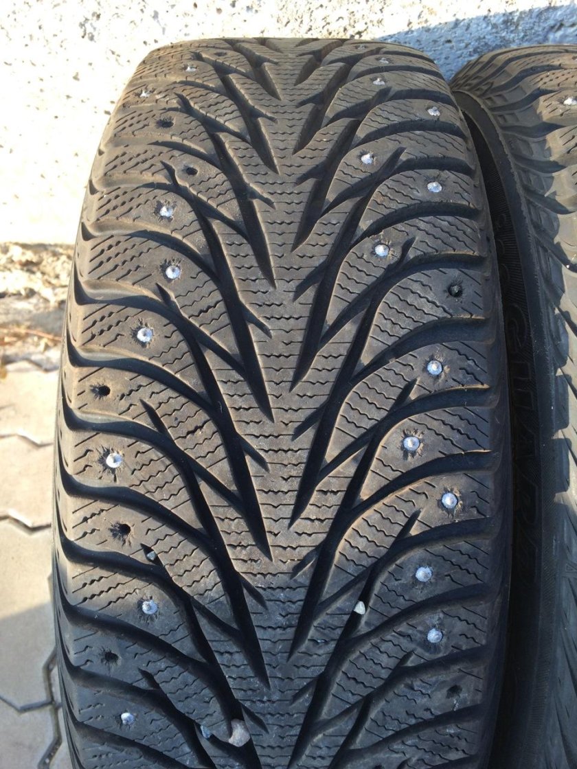 Yokohama ig35 215/55/16