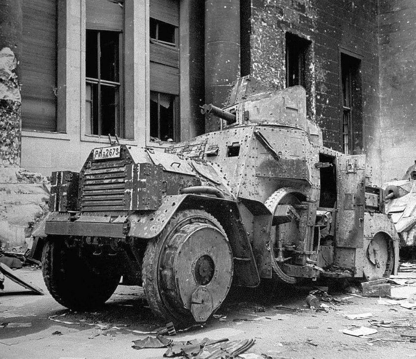 SD KFZ 3 бронеавтомобиль