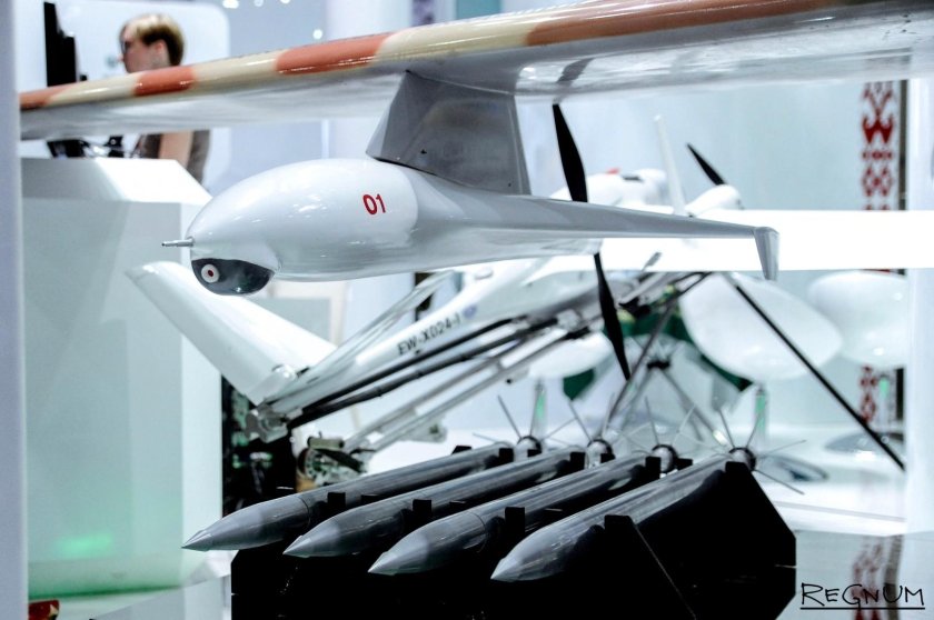 БПЛА дрон камикадзе