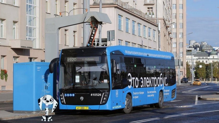 Электробус КАМАЗ-6282 гармошка