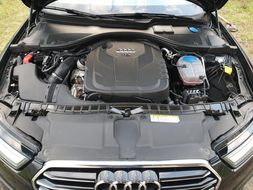 Подкапотное пространство Ауди q7