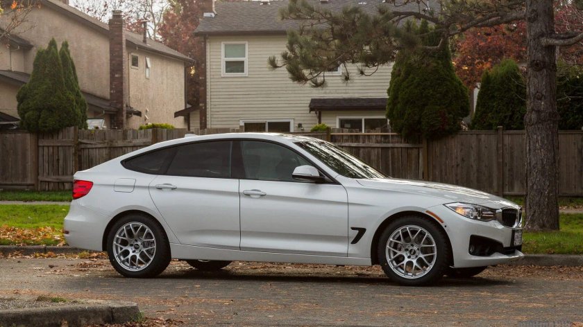 БМВ 3 gt белая