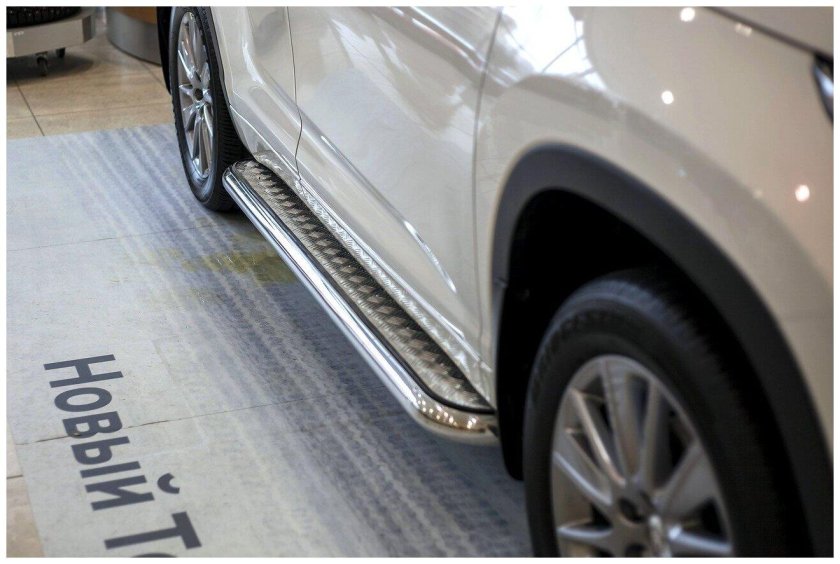 Пороги Toyota Highlander 2014