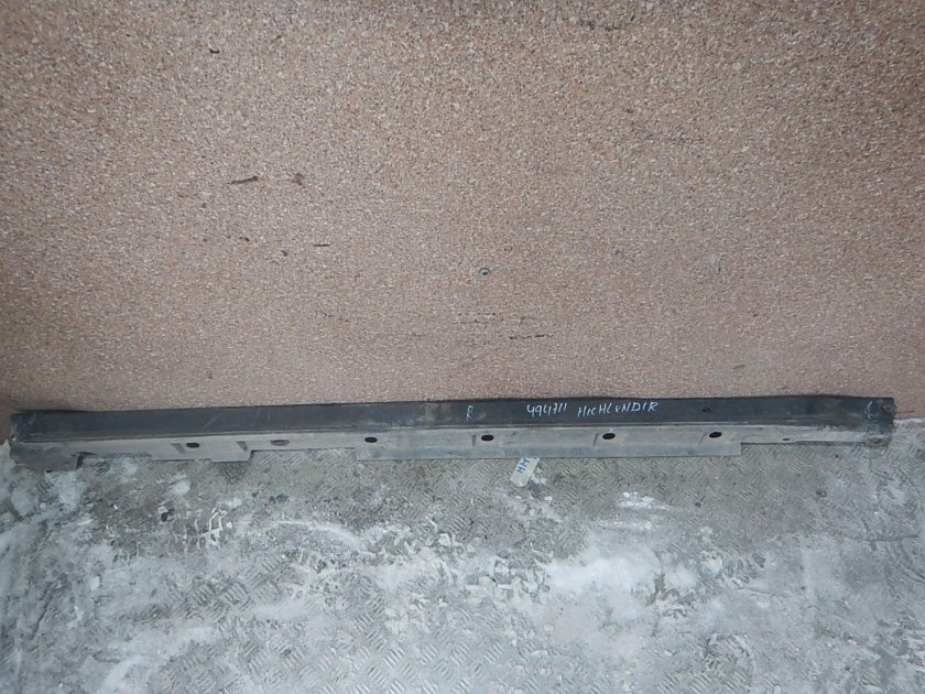 Гайка с треугольником Тойота хайлендер поперечная тяга