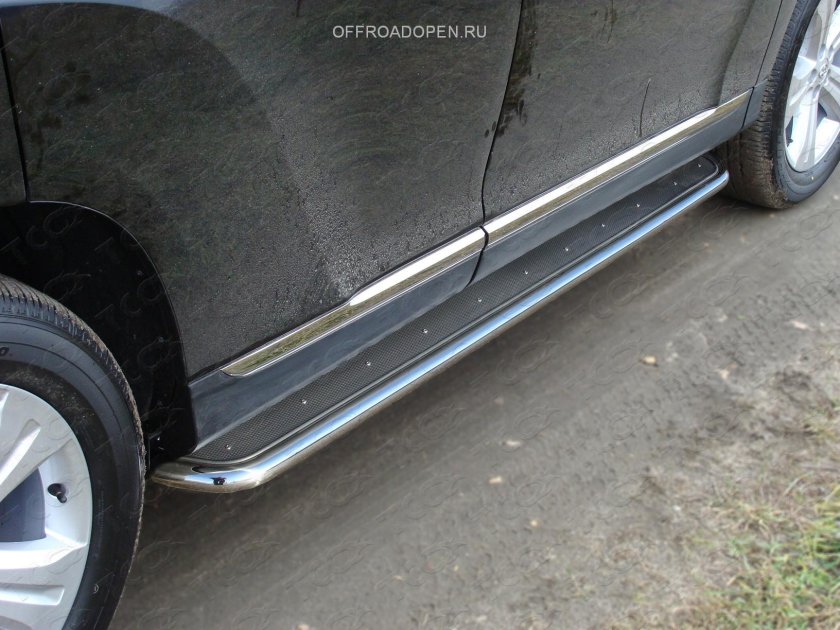 Пороги на Тойота хайлендер 2012