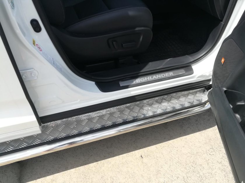 Пороги на Тойота хайлендер